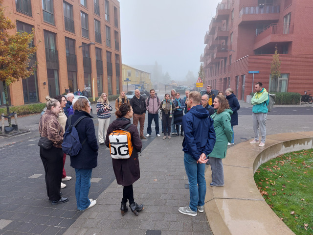Wijkwandeling 'door de ogen van... ' stedebouwkundige Tim Willems-Kruize Wijkwandeling 'door de ogen van... ' stedebouwkundige Tim Willems-Kruize